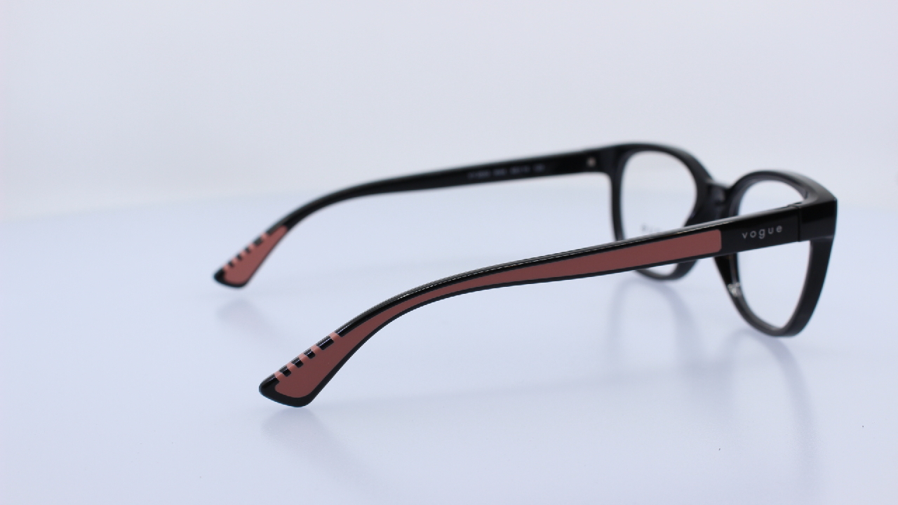 VOGUE - FEKETE - VY2033