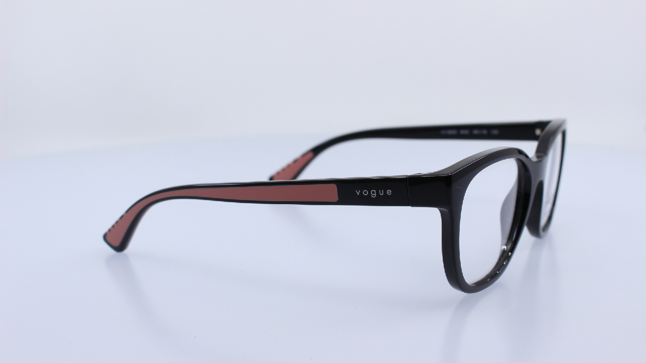 VOGUE - FEKETE - VY2033