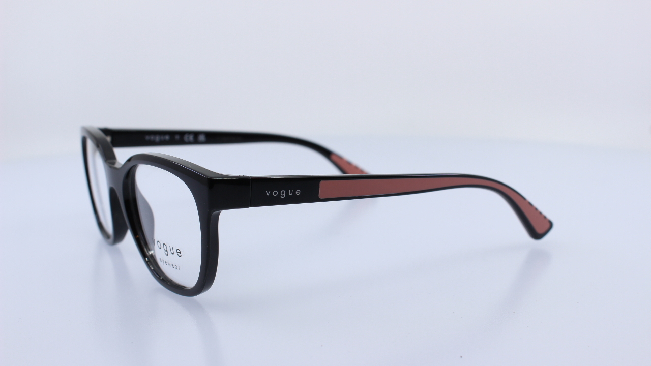 VOGUE - FEKETE - VY2033