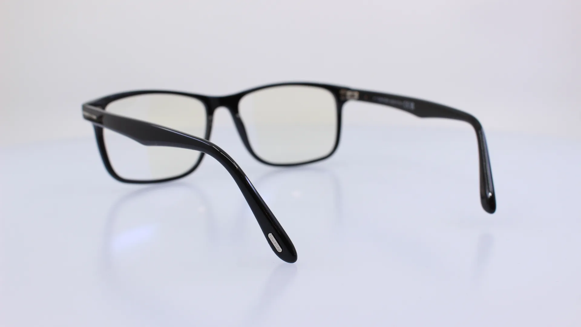 TOMFORD - FEKETE - TF5752