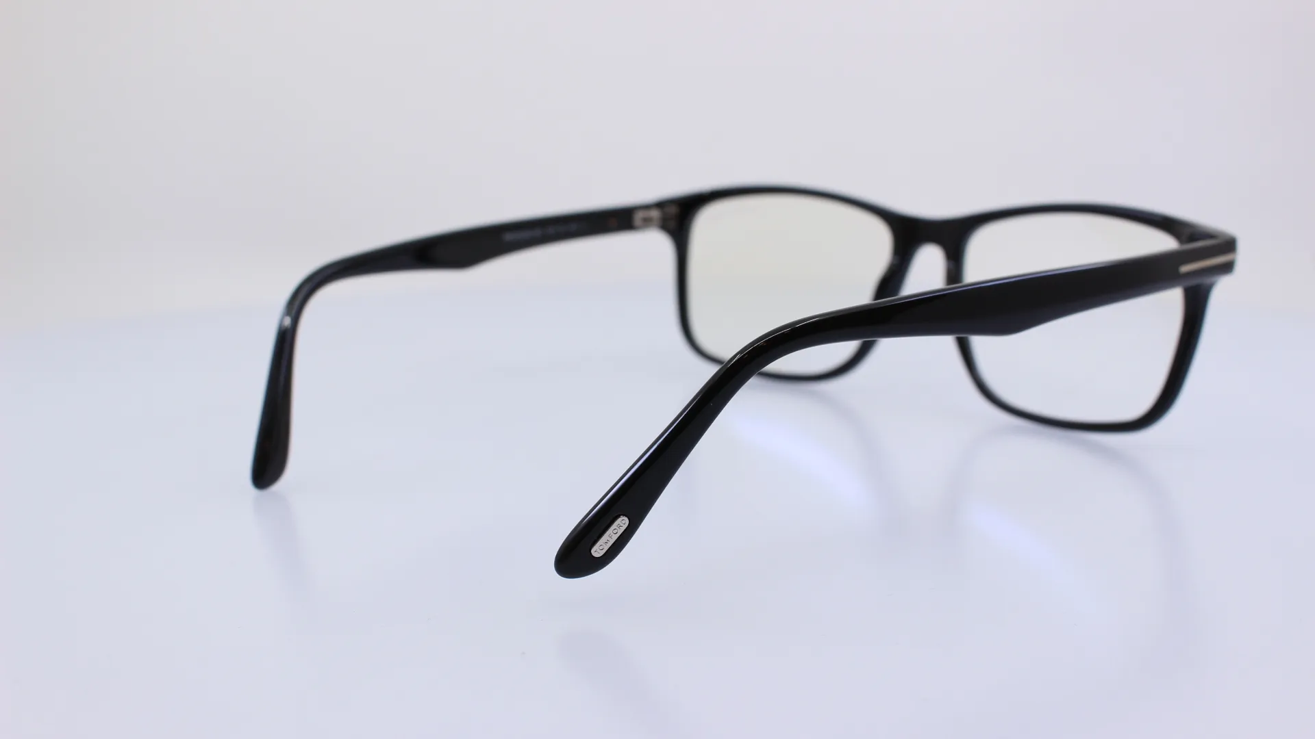 TOMFORD - FEKETE - TF5752