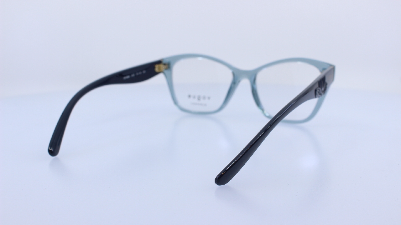 VOGUE - KÉK - VO5628