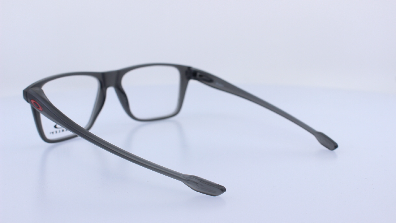 OAKLEY - SZÜRKE - OY8026