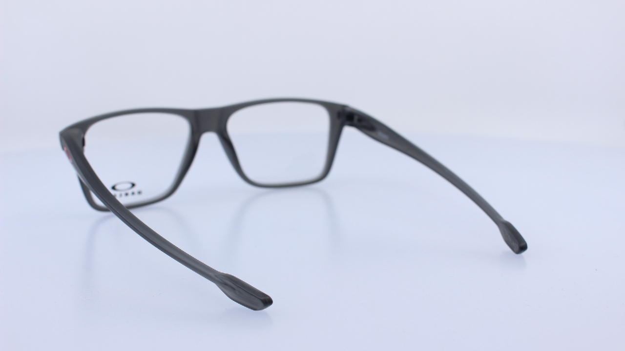 OAKLEY - SZÜRKE - OY8026
