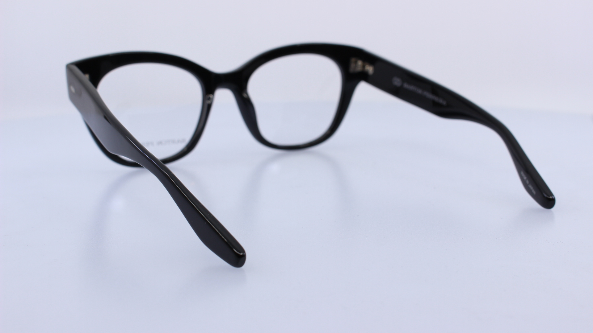 BARTON PERREIRA - FEKETE - LUCRETIA