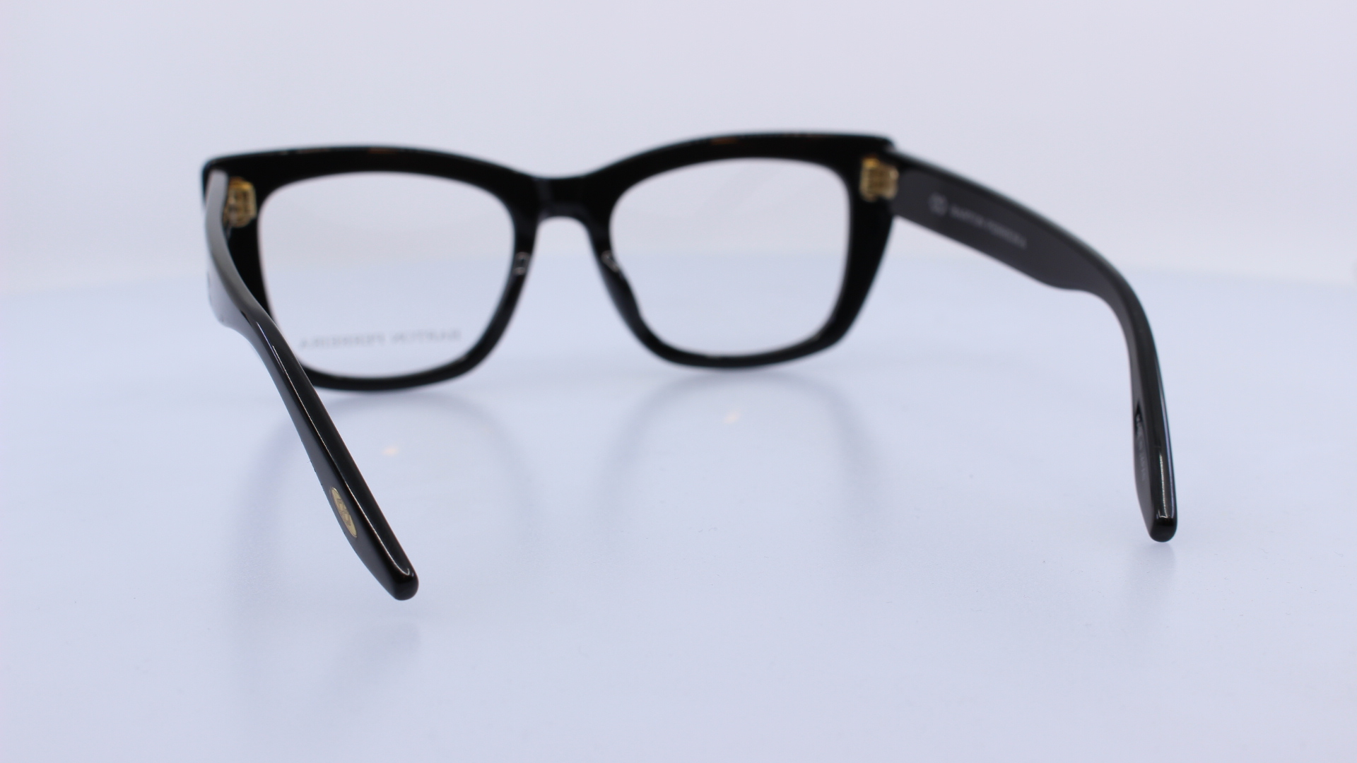 BARTON PERREIRA - FEKETE - LUCRETIA