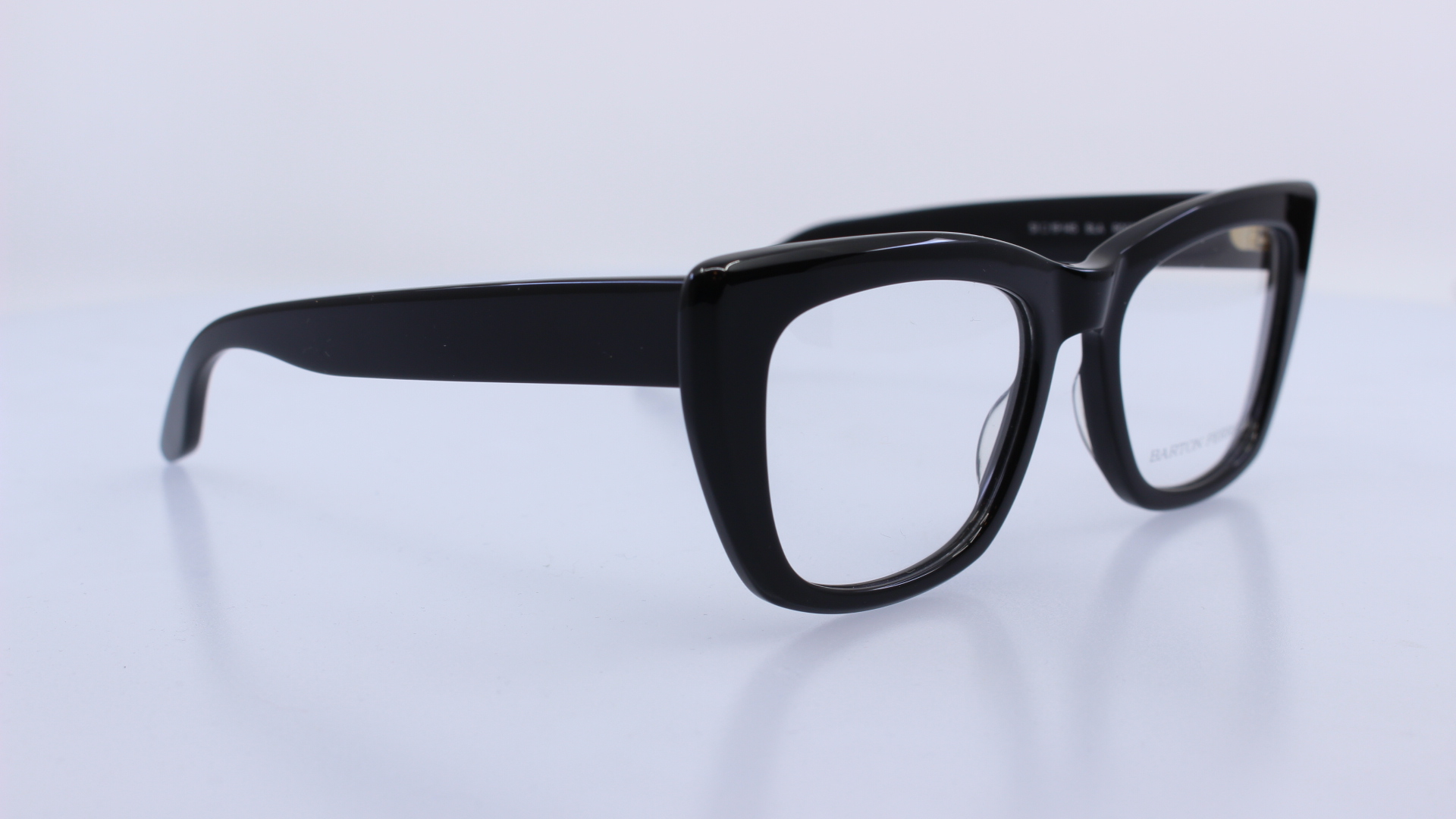 BARTON PERREIRA - FEKETE - LUCRETIA