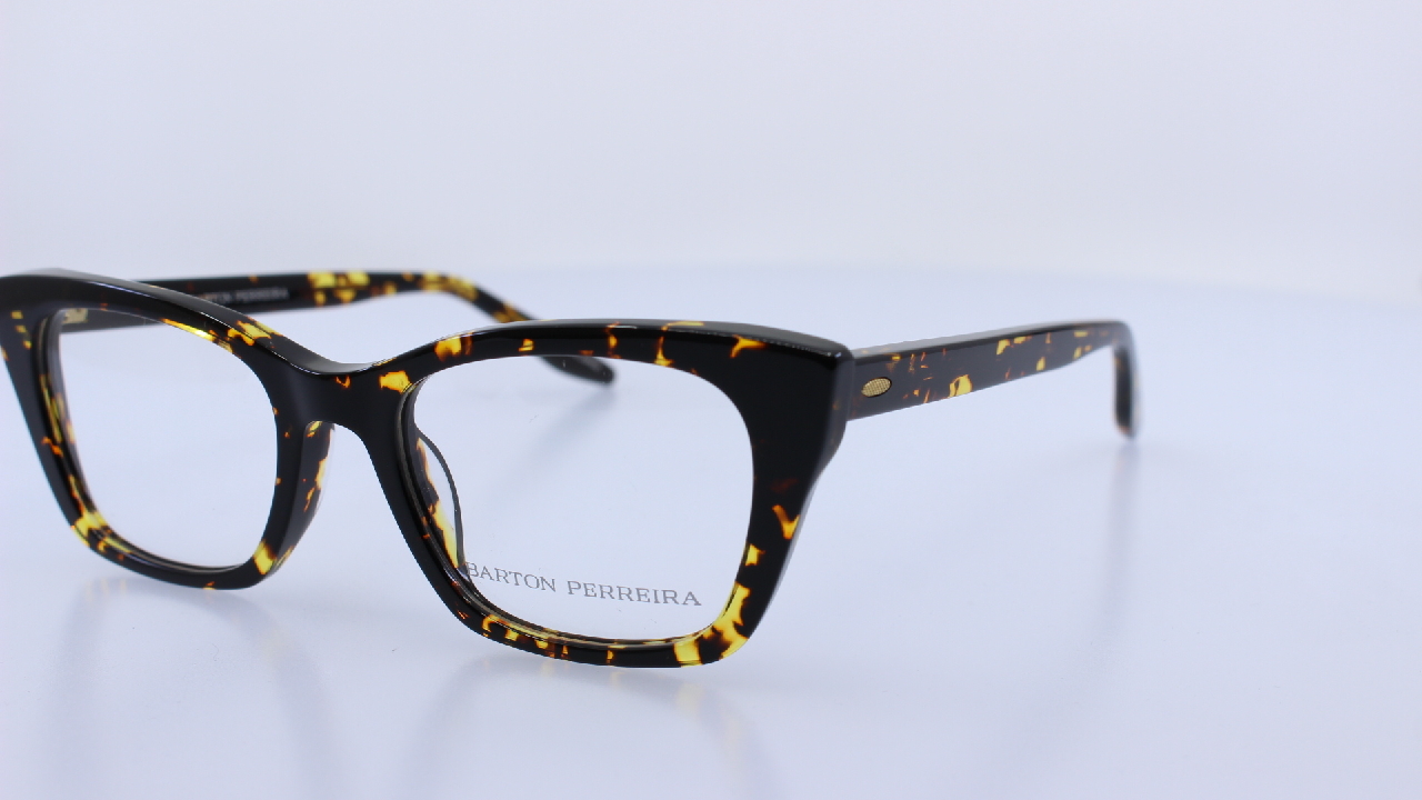 BARTON PERREIRA - SZÜRKE - LUCRETIA