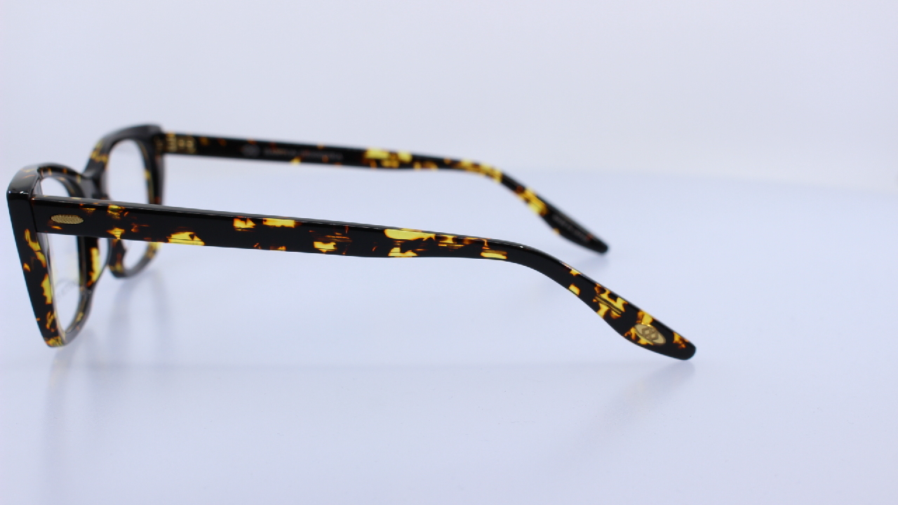 BARTON PERREIRA - SZÜRKE - LUCRETIA