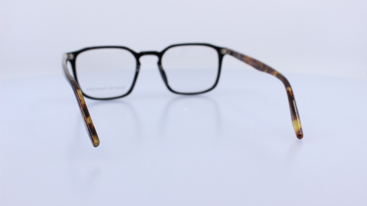 BARTON PERREIRA - SZÜRKE - DEMARCO