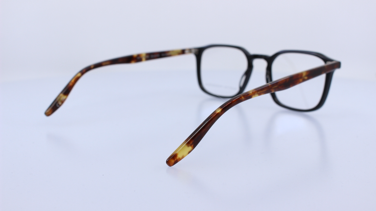 BARTON PERREIRA - SZÜRKE - DEMARCO