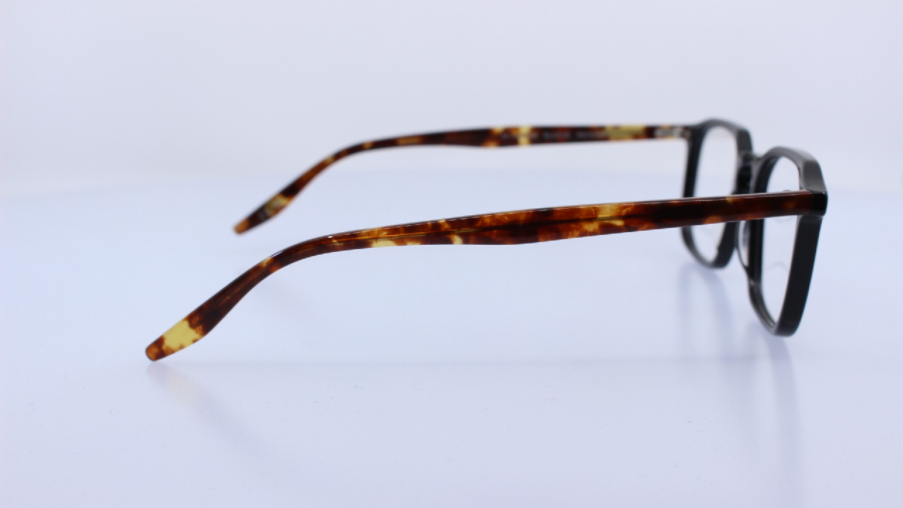 BARTON PERREIRA - SZÜRKE - DEMARCO