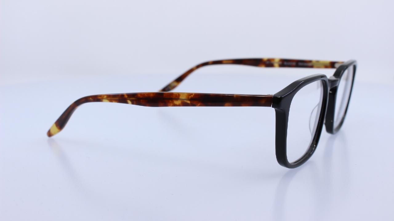 BARTON PERREIRA - SZÜRKE - DEMARCO