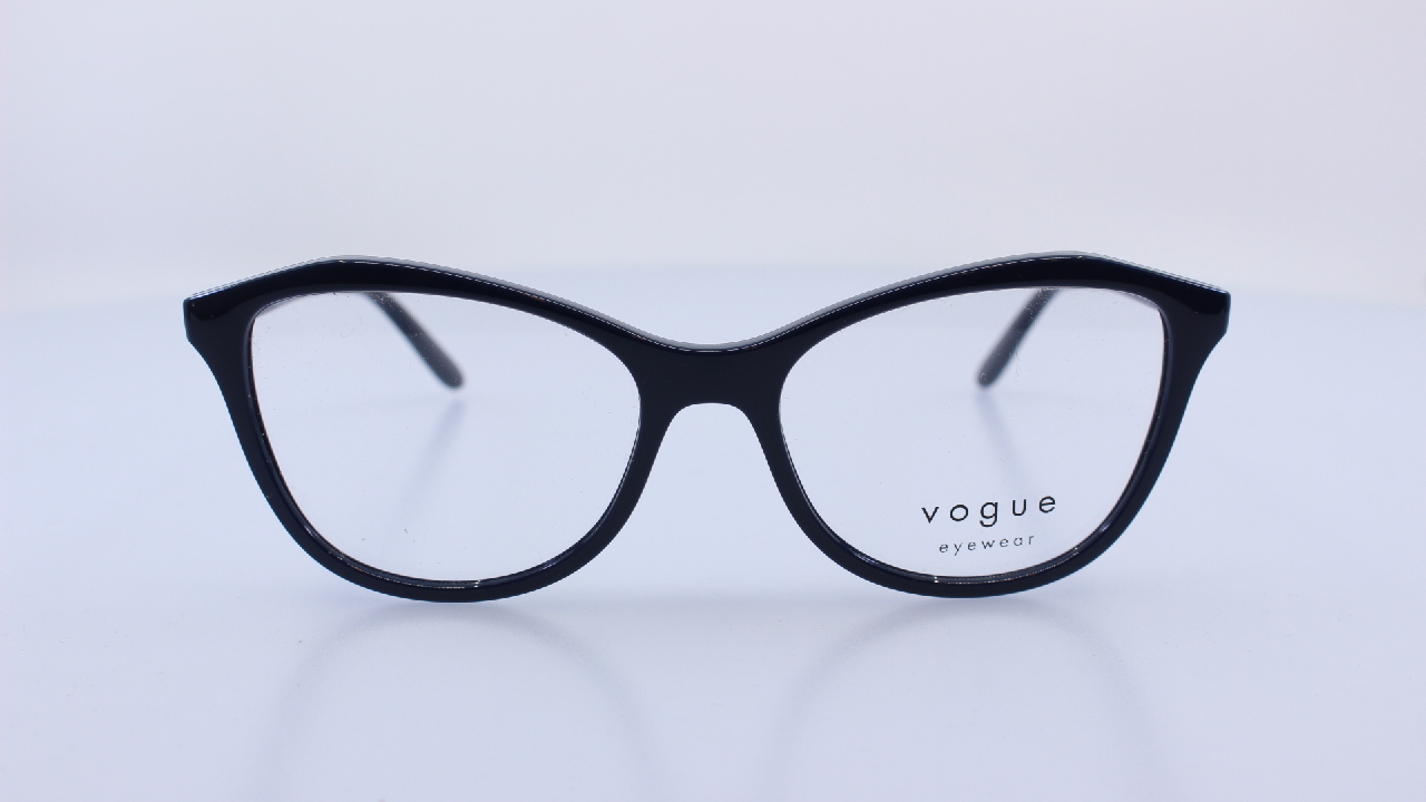 VOGUE - FEKETE - VO5668