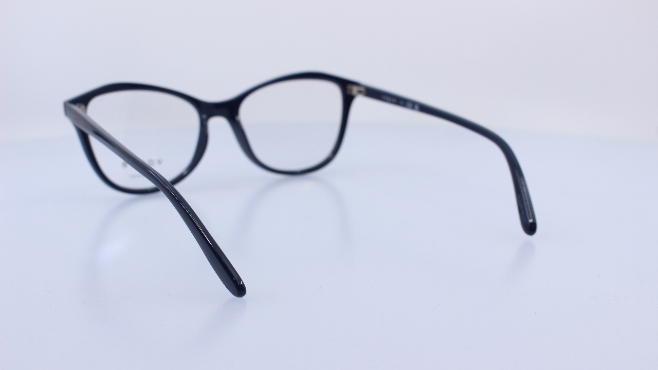 VOGUE - FEKETE - VO5668