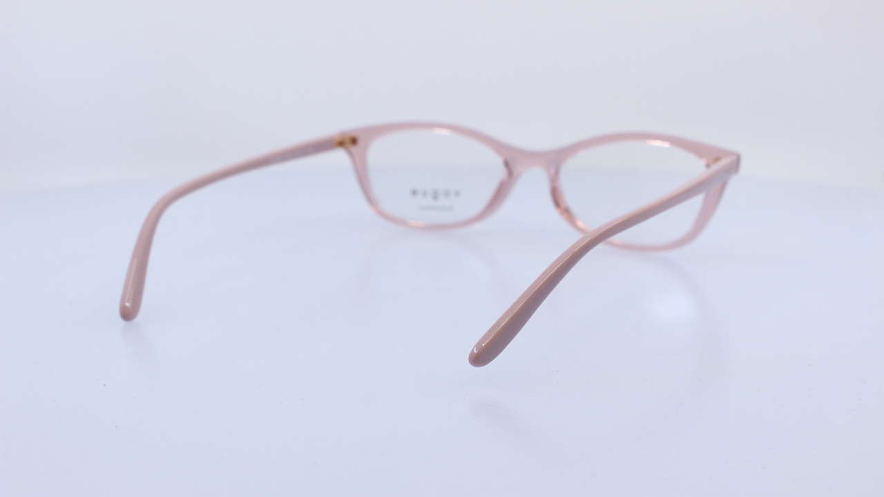 VOGUE - KÉK - VO5602