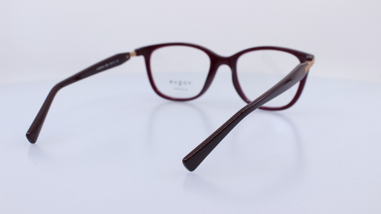 VOGUE - BORDÓ - VO5679-B