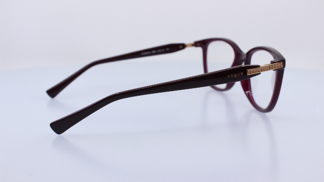 VOGUE - BORDÓ - VO5679-B