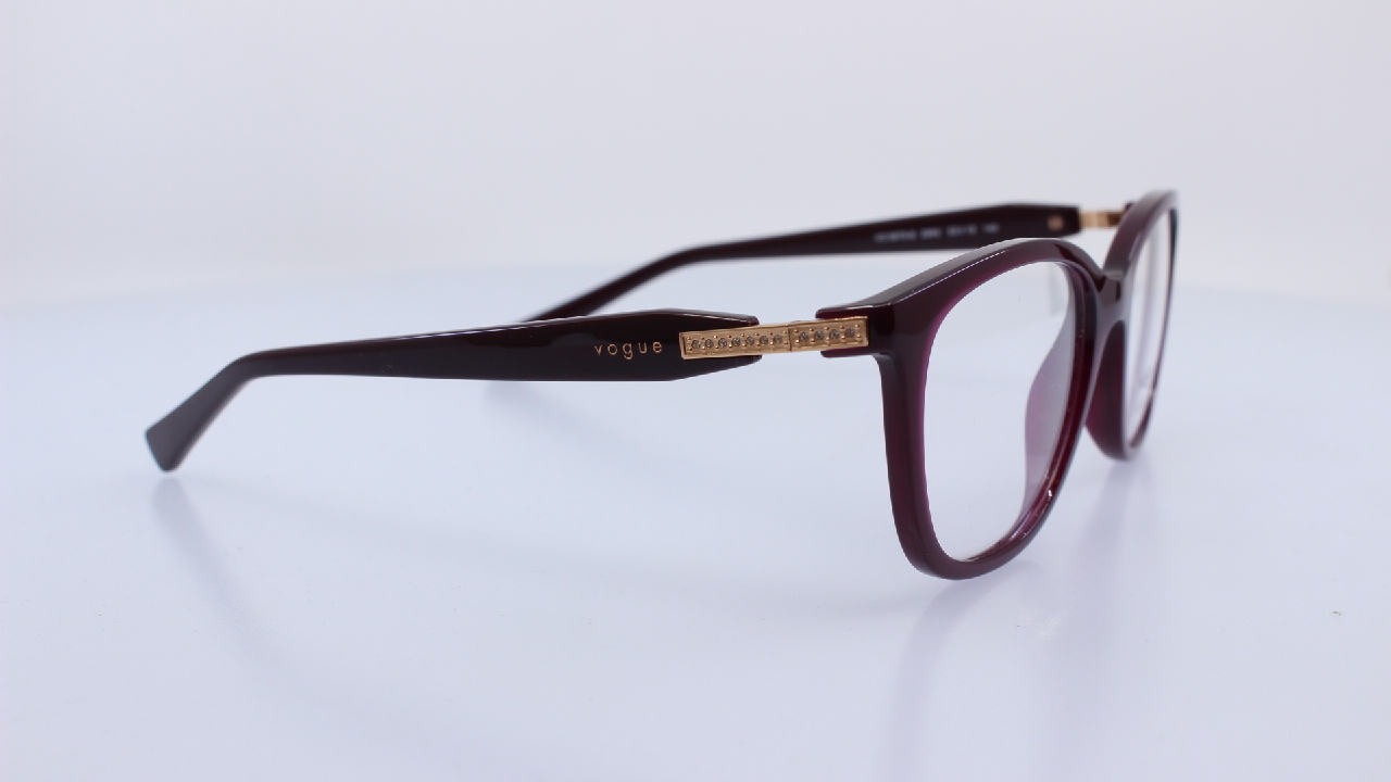 VOGUE - BORDÓ - VO5679-B