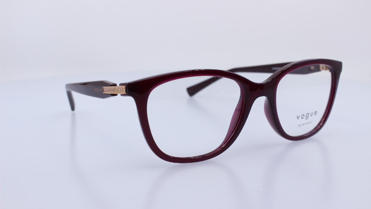 VOGUE - BORDÓ - VO5679-B