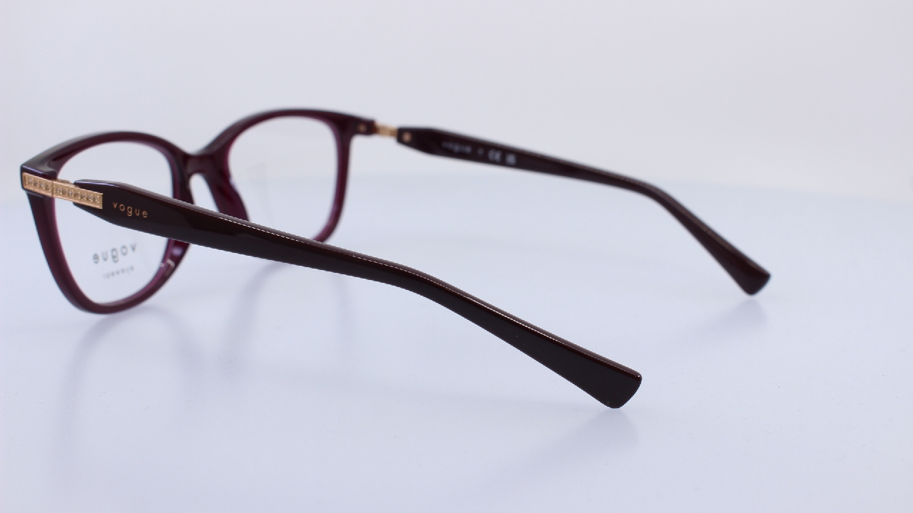 VOGUE - BORDÓ - VO5679-B