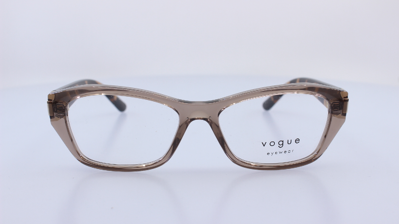 VOGUE - BARNA - VO5676
