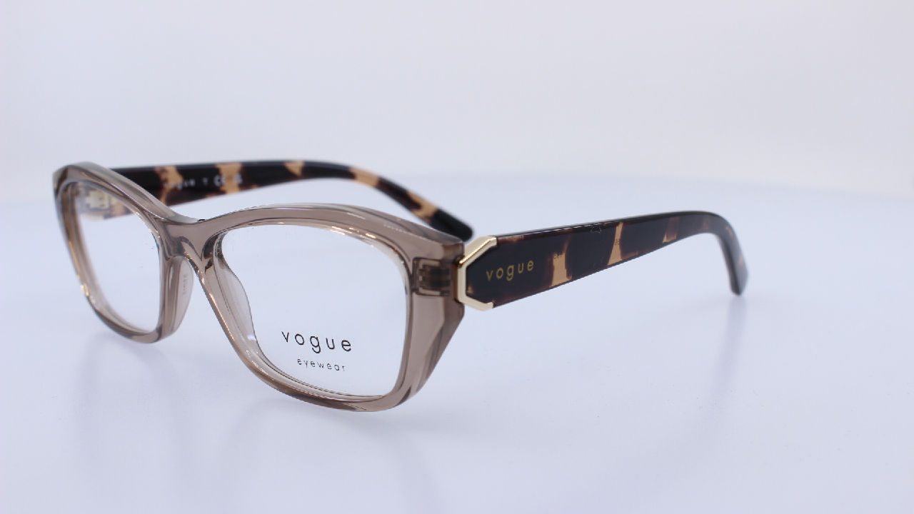 VOGUE - BARNA - VO5676