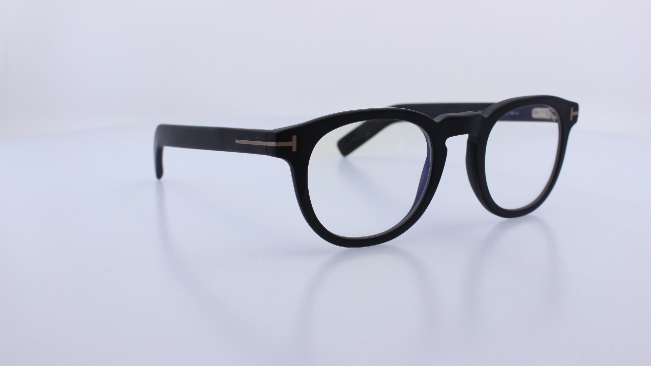 TOM FORD - FEKETE - 5629-B