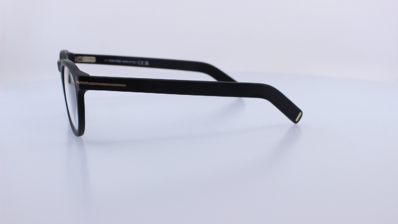 TOM FORD - FEKETE - 5629-B