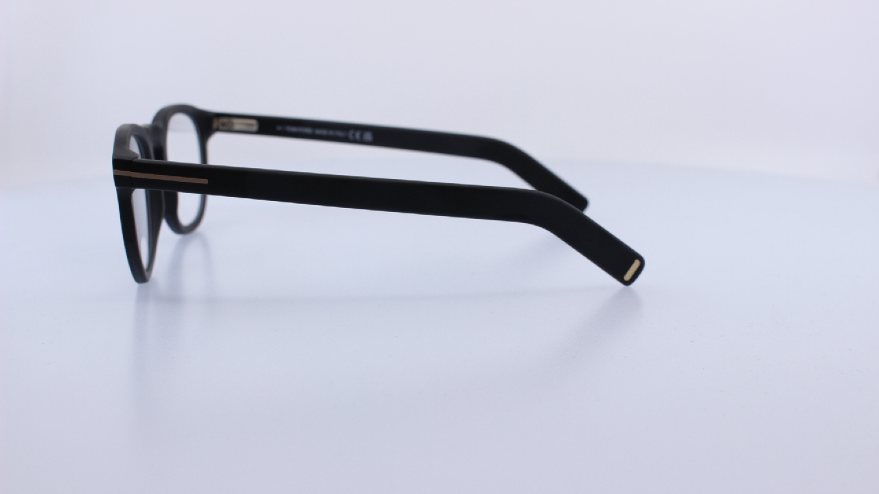 TOM FORD - FEKETE - 5629-B