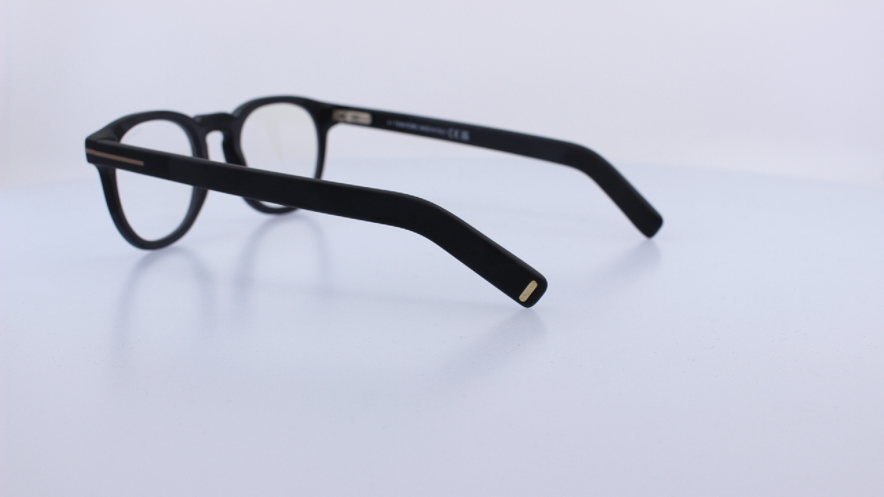 TOM FORD - FEKETE - 5629-B