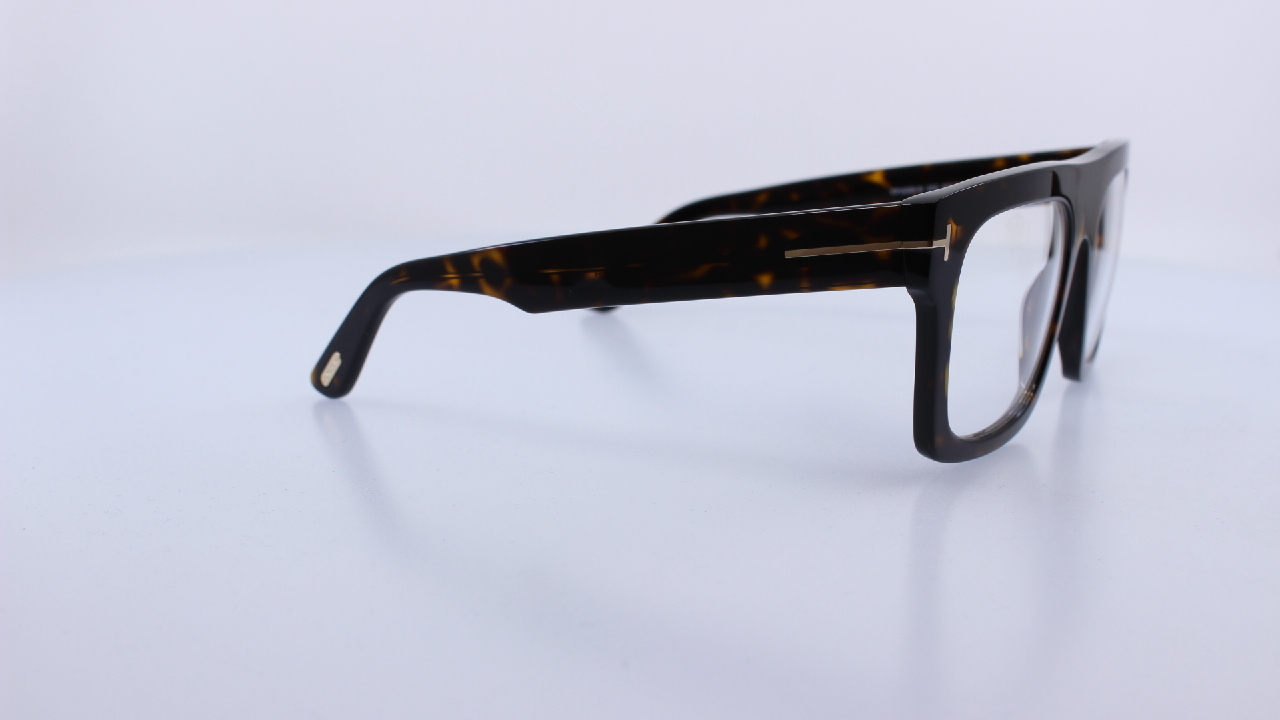 TOMFORD - FEKETE - 6068-B