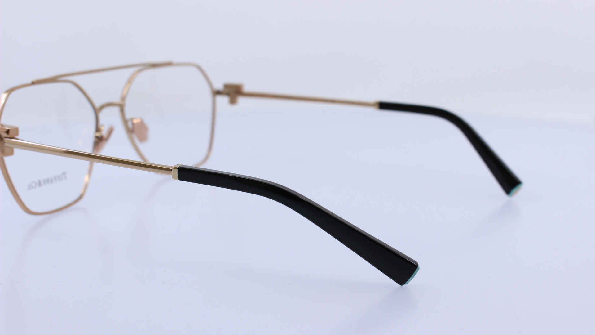 TIFFANY&CO - FEKETE - TF1169