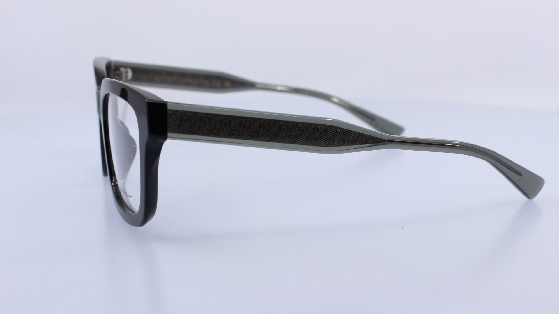 GUCCI - FEKETE - GG2071OL