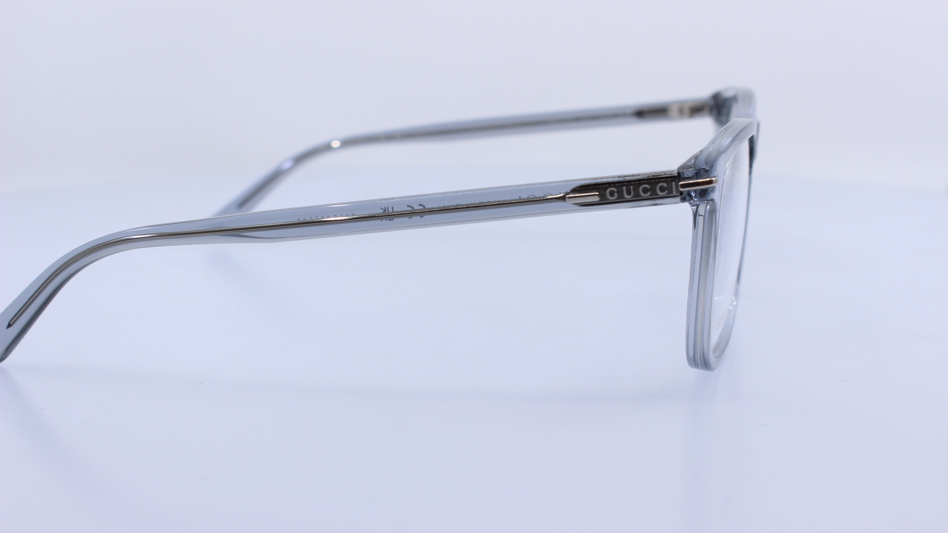 GUCCI - SZÜRKE - GG2130O