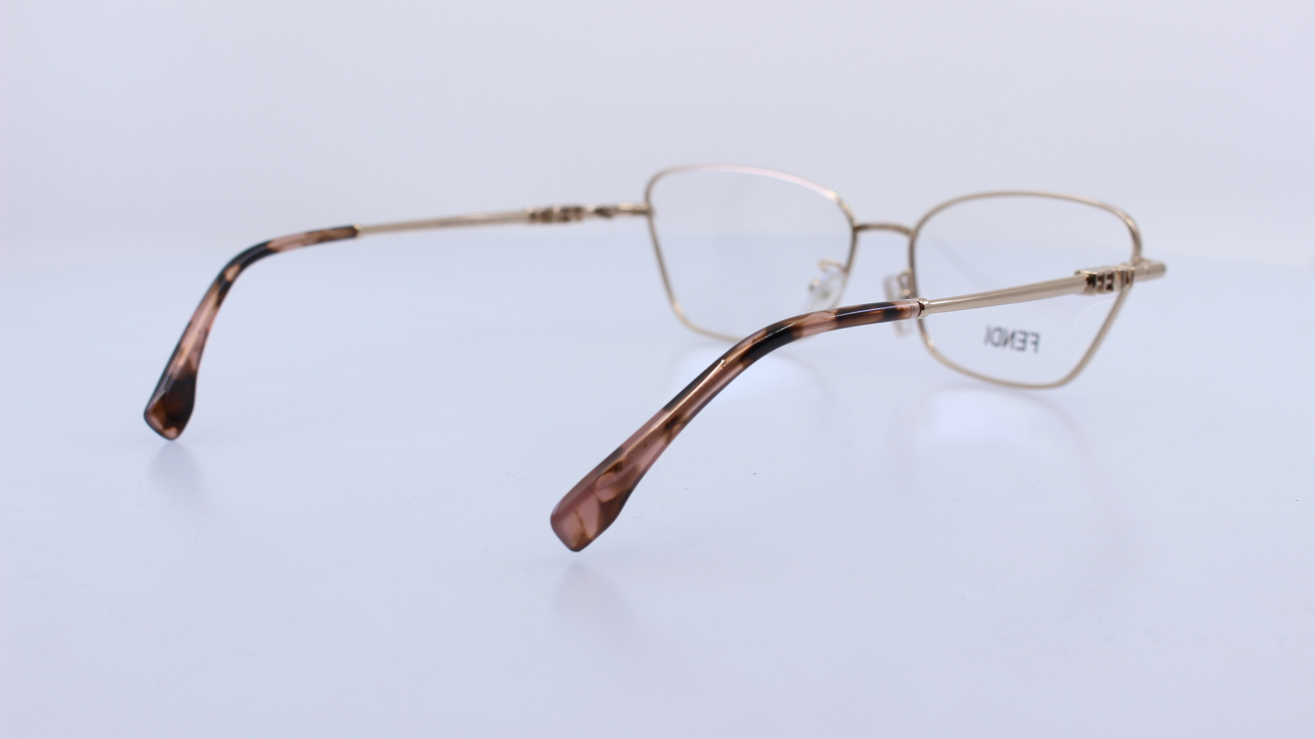 FENDI - ARANY - FE50141U