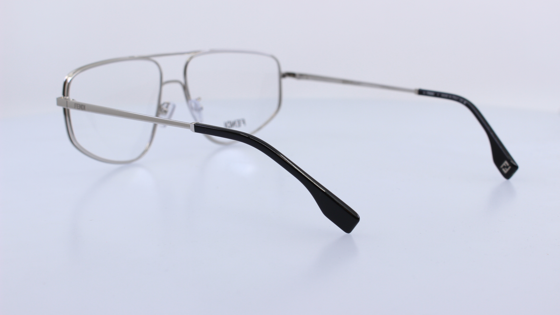 FENDI - EZÜST - FE50088U