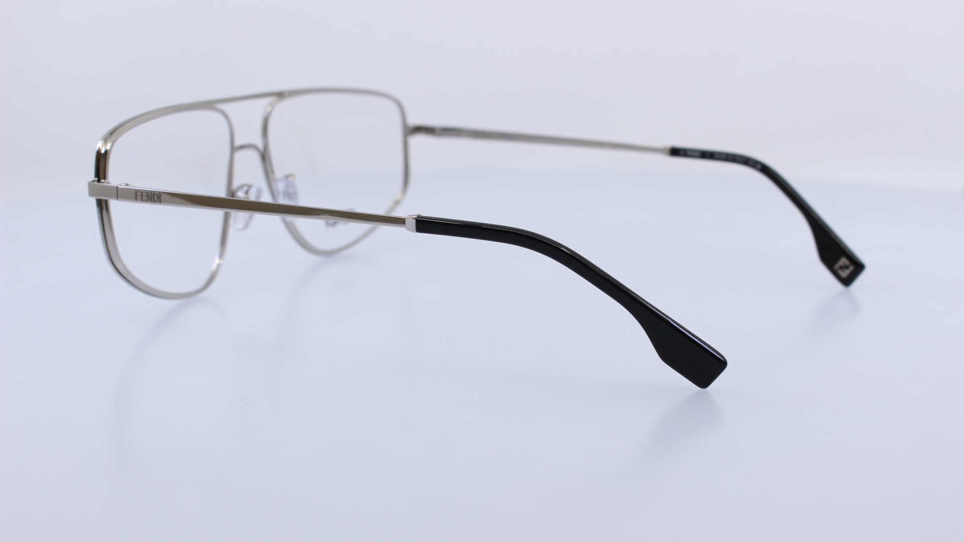 FENDI - EZÜST - FE50088U