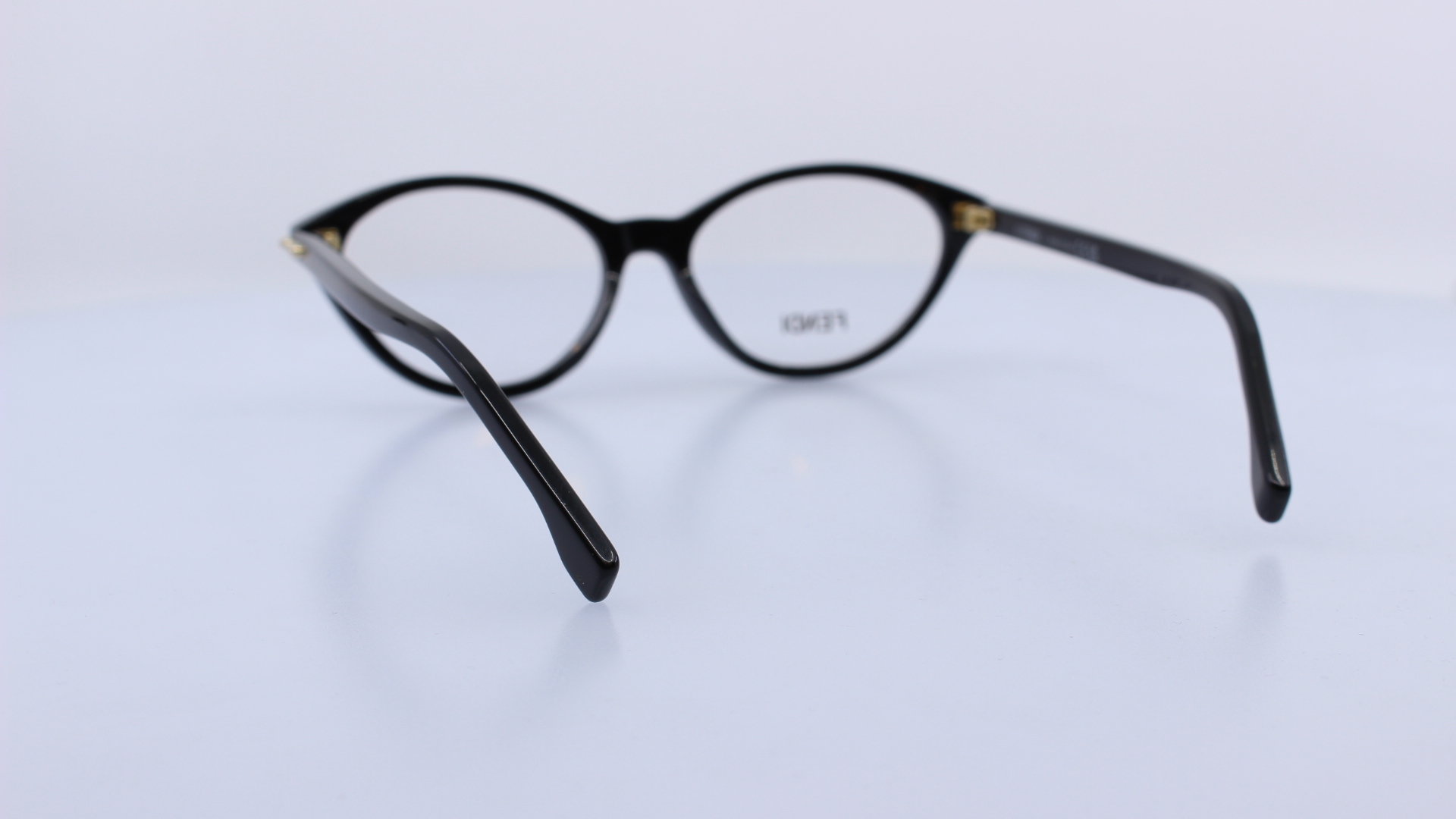 FENDI - FEKETE - FE50126I