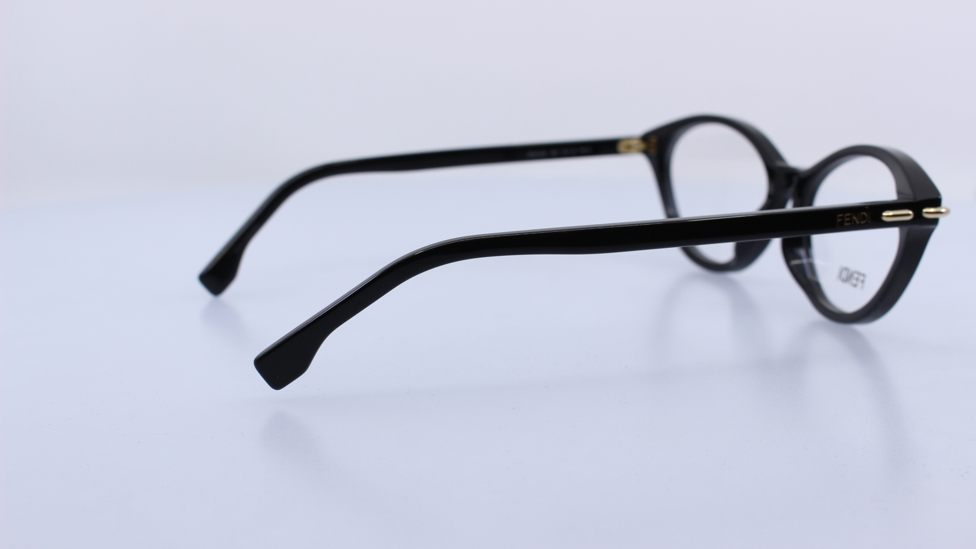 FENDI - FEKETE - FE50126I