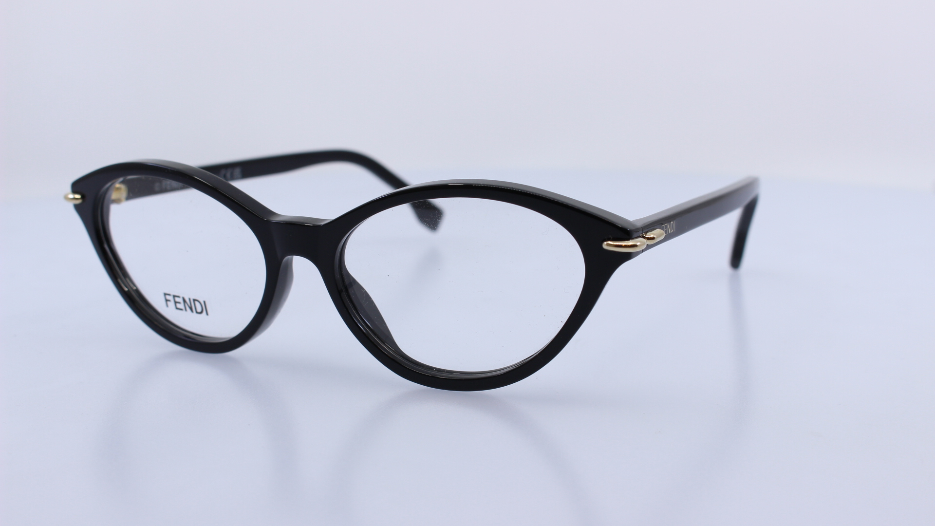 FENDI - FEKETE - FE50126I