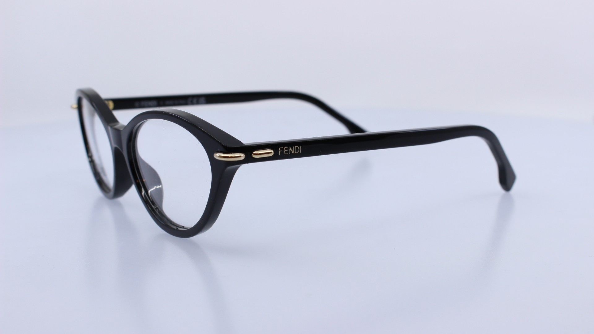 FENDI - FEKETE - FE50126I