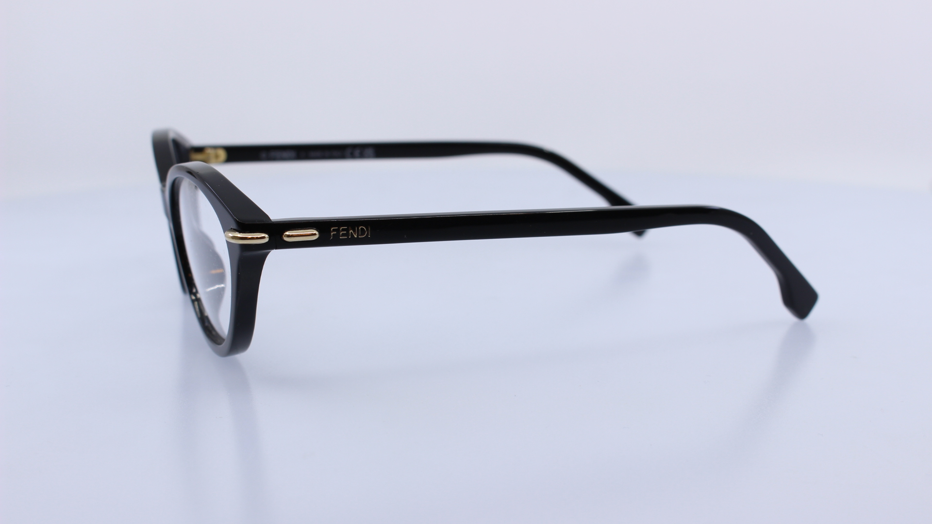 FENDI - FEKETE - FE50126I