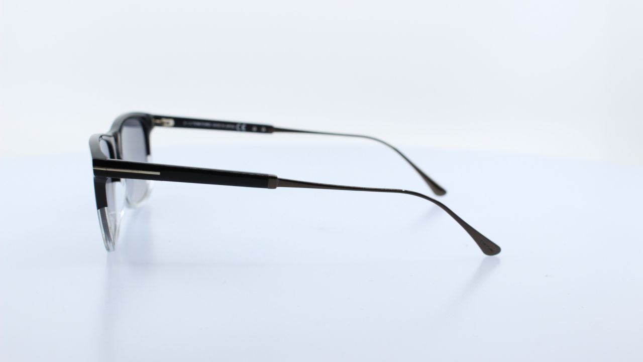 TOM FORD - FEKETE - TF813