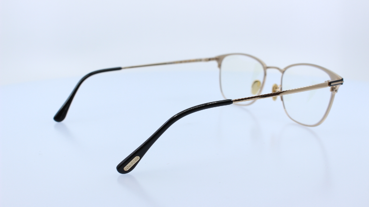 TOM FORD - FEKETE - 5750-B