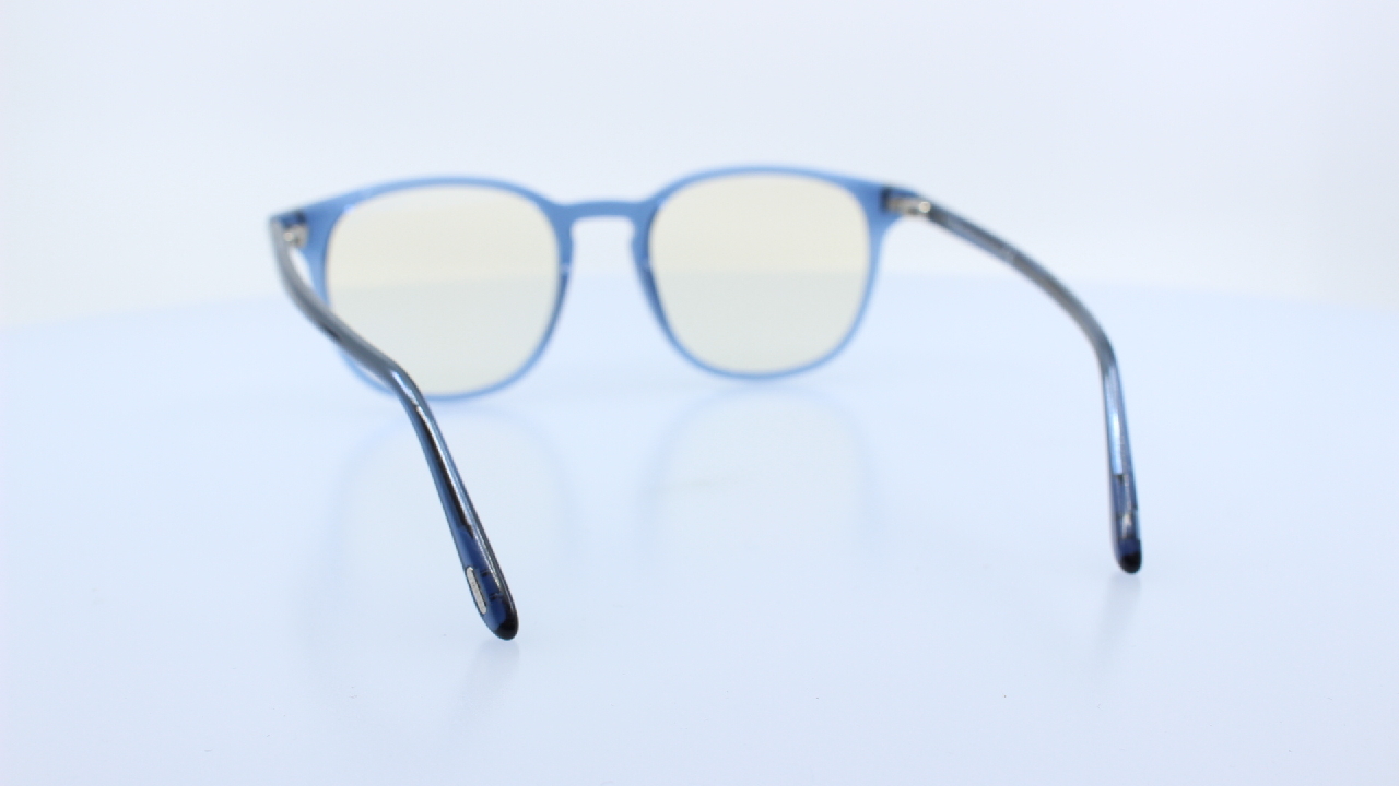 TOM FORD - KÉK - 5832-B