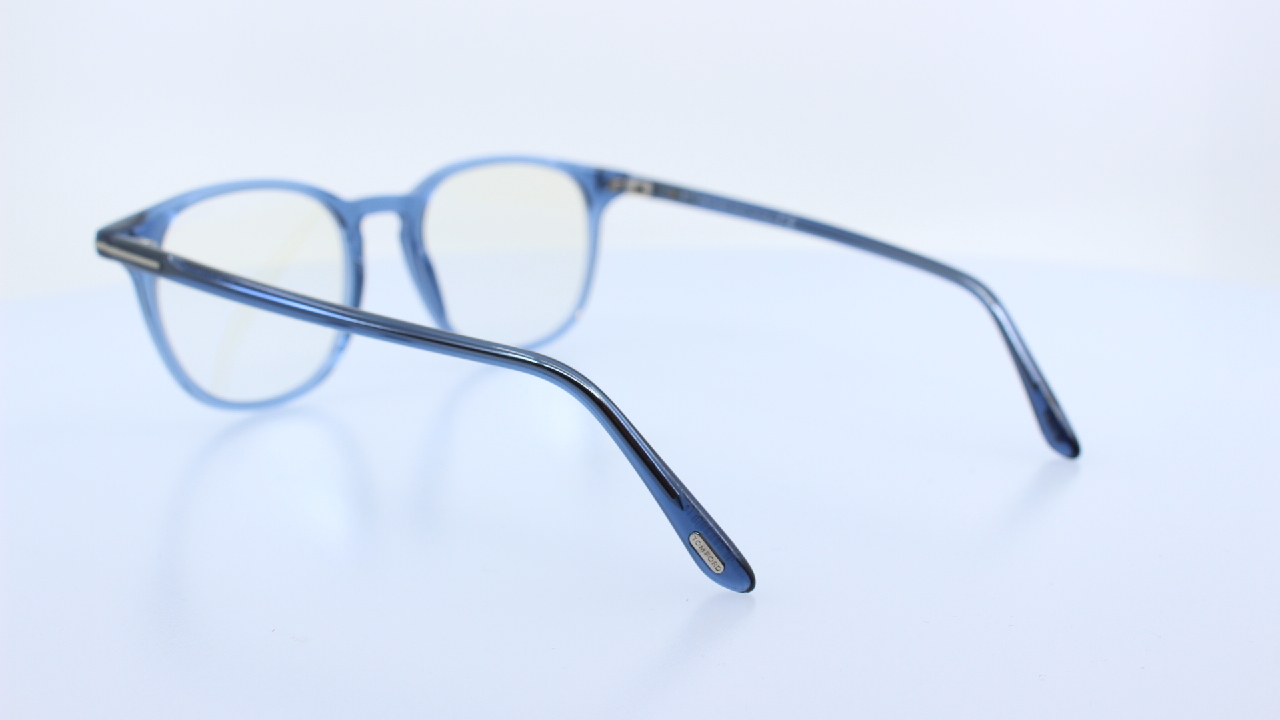 TOM FORD - KÉK - 5832-B