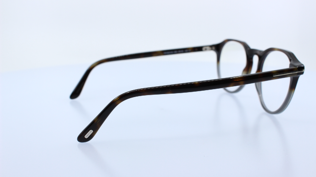TOM FORD - BARNA - 5833-B
