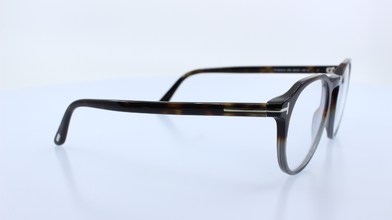 TOM FORD - BARNA - 5833-B