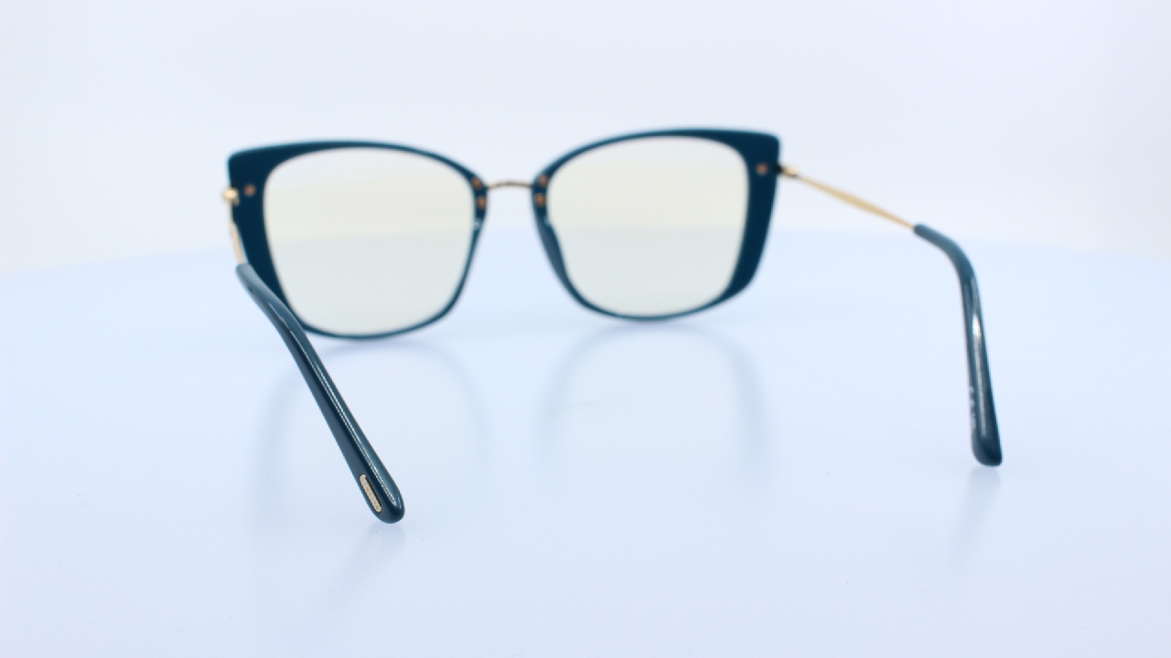 TOM FORD - KÉK - 5816-B